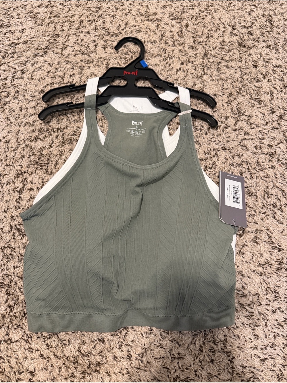 Pro-fit seamless crop tank build-in bra-2pack